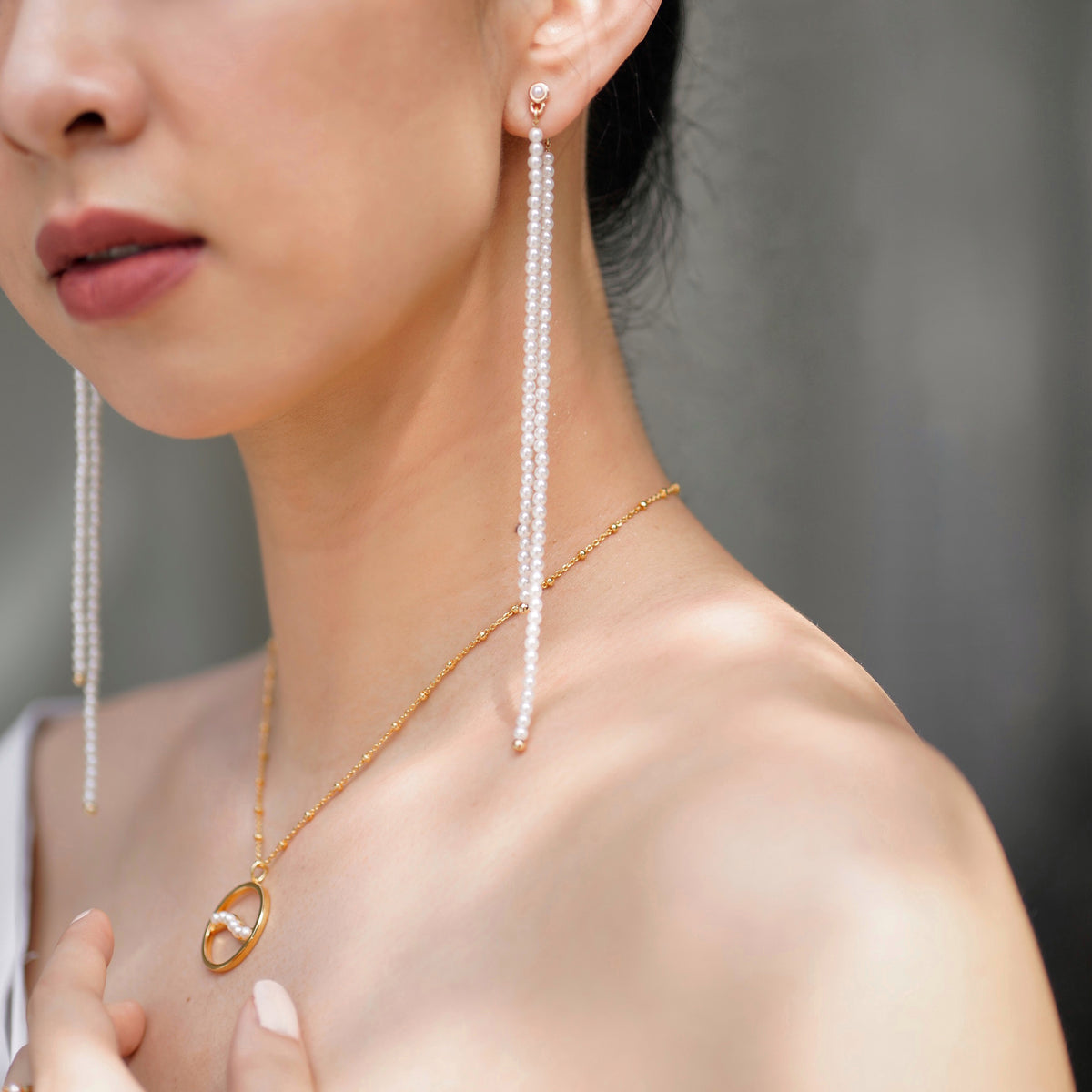 Voyage_II Pearl Drop Earrings