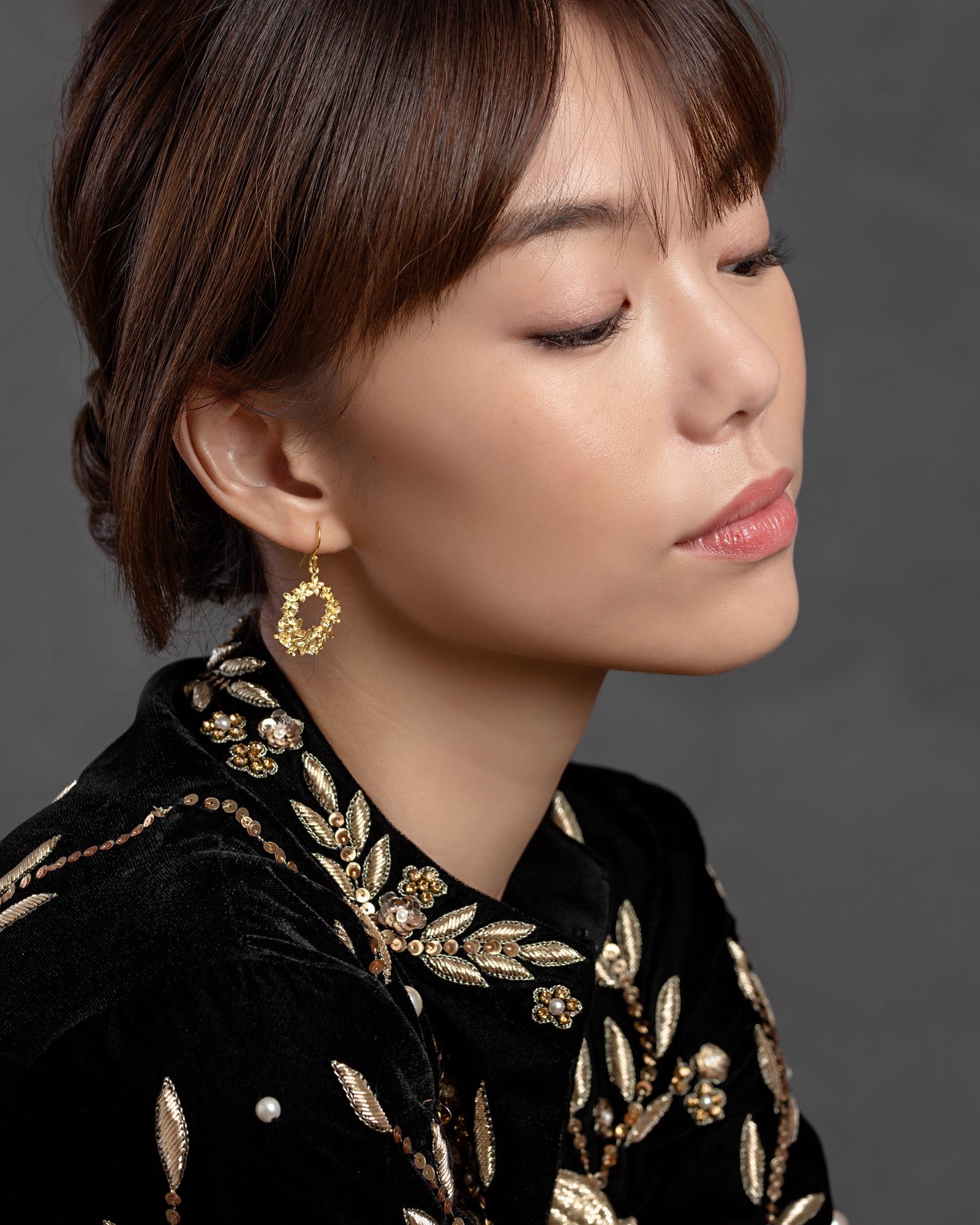 Ixora Round Earrings