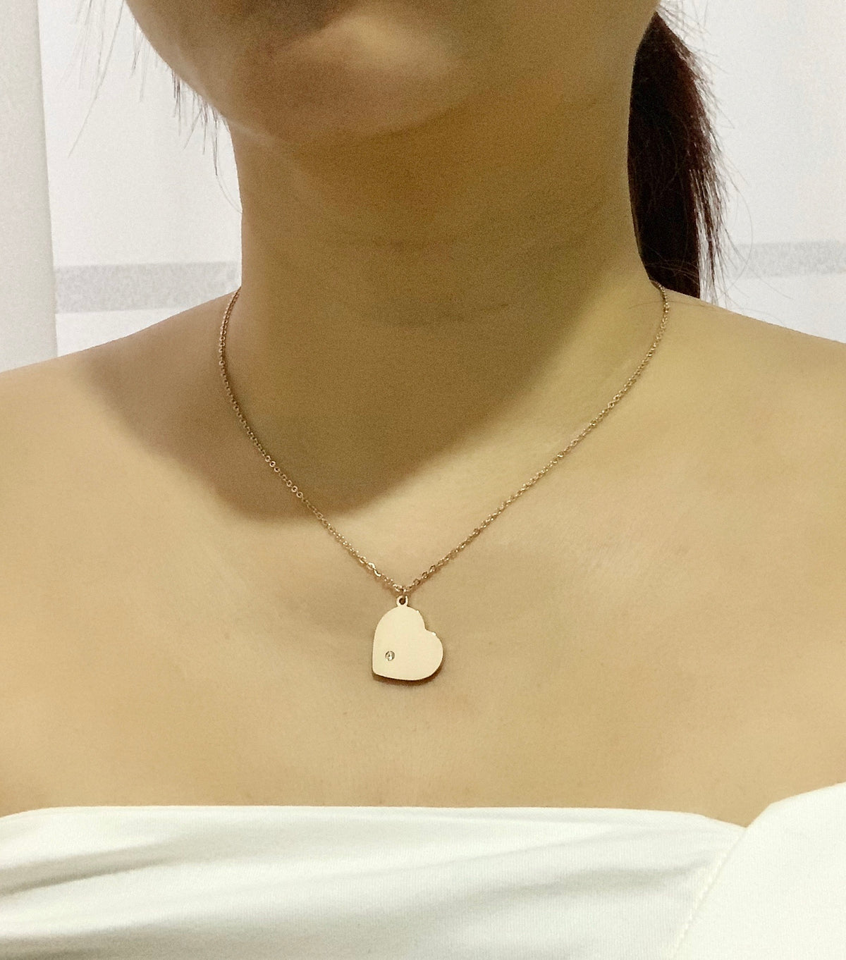 Gold pendant sale locket necklace