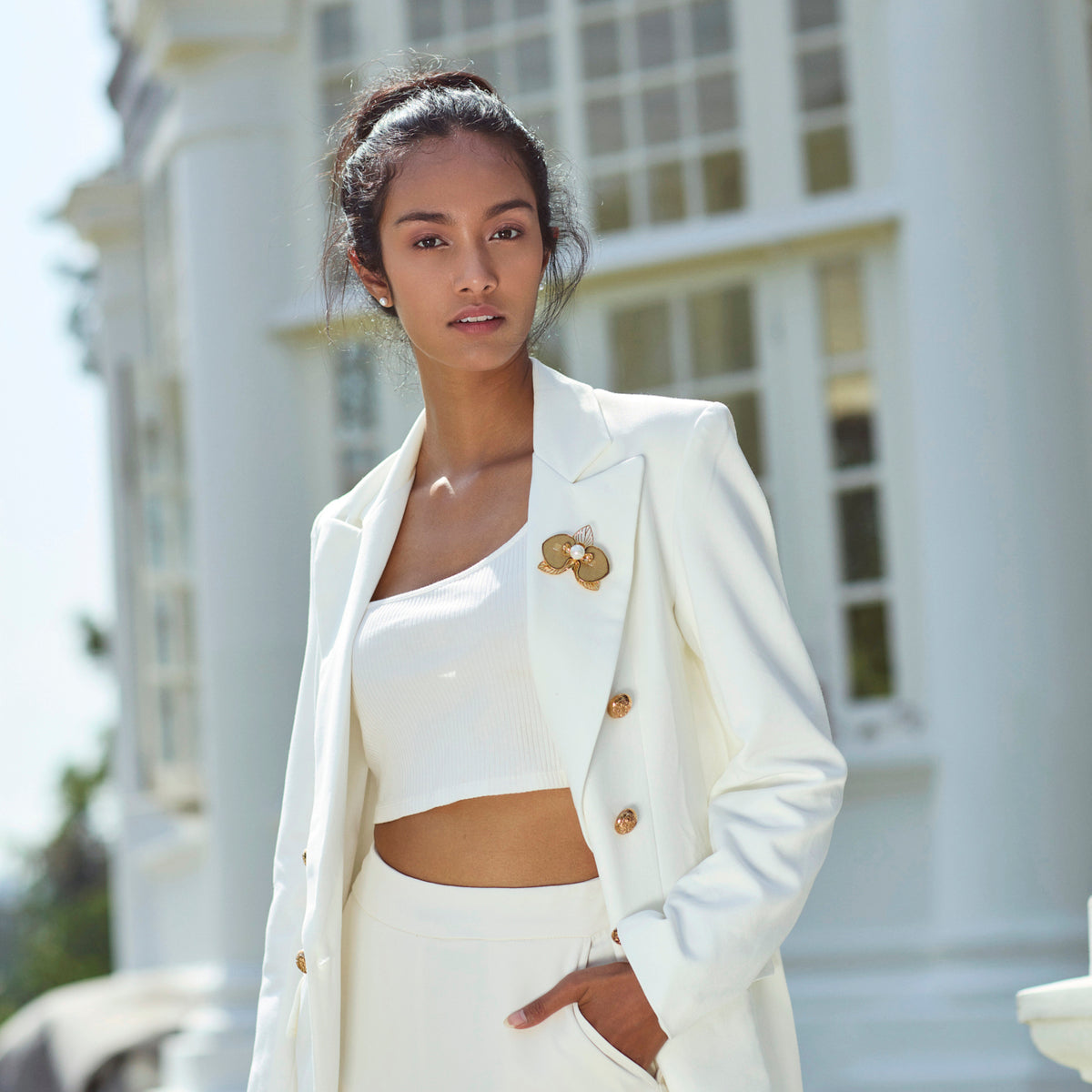 [IN]TRIGUE X SIA Bloom Brooch / Necklace Set - Gold