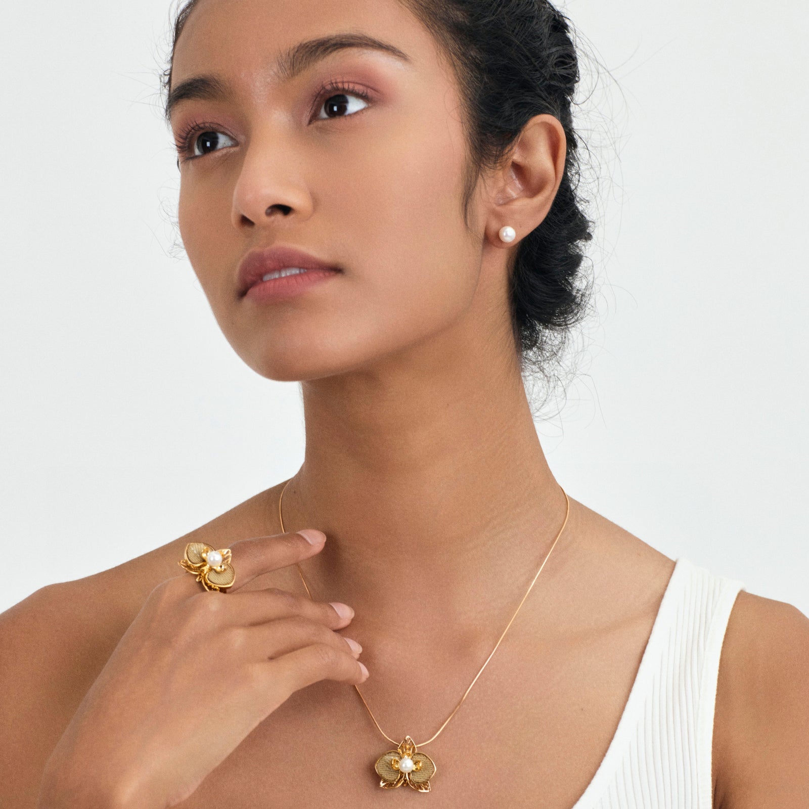 [IN]TRIGUE X SIA BLOOM EARRINGS / NECKLACE / RING SET -GOLD